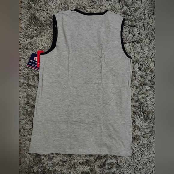 Champion Sleeveless Logo Graphic Tank - Picture 4 of 4